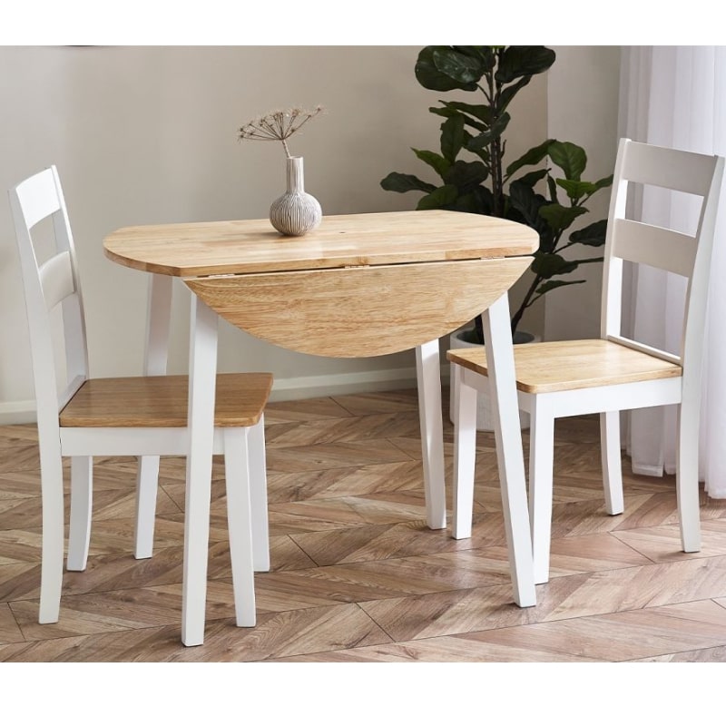 Discover the Small Round Dropleaf Table in White & Natural Oak Effect w/ extendable top in oak effect & white legs. Enhance your dining experience w/ versatile elegance.